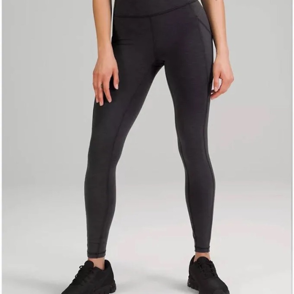 Lululemon 7/8th High Rise Leggings with Pockets